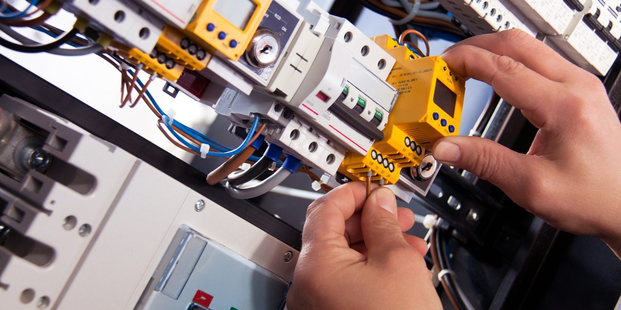 How to Find the Right Electrician